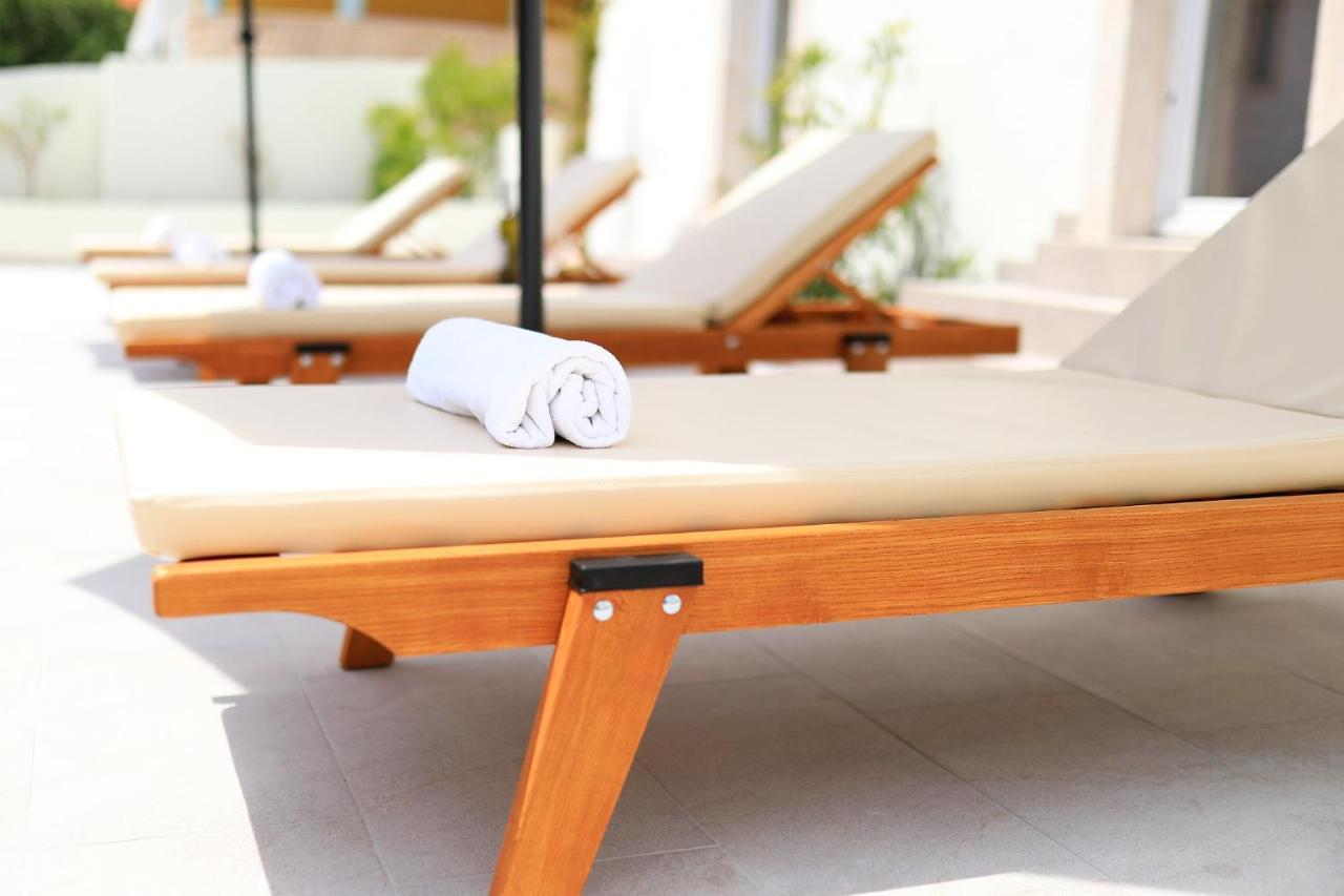 Villa Mira With A Heated Pool And A Sea View Božava Zewnętrze zdjęcie