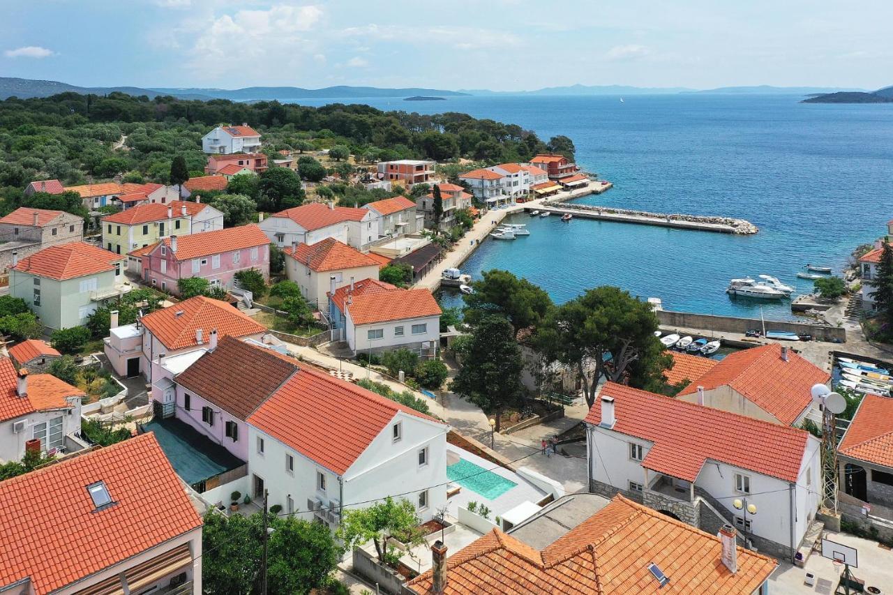 Villa Mira With A Heated Pool And A Sea View Božava Zewnętrze zdjęcie