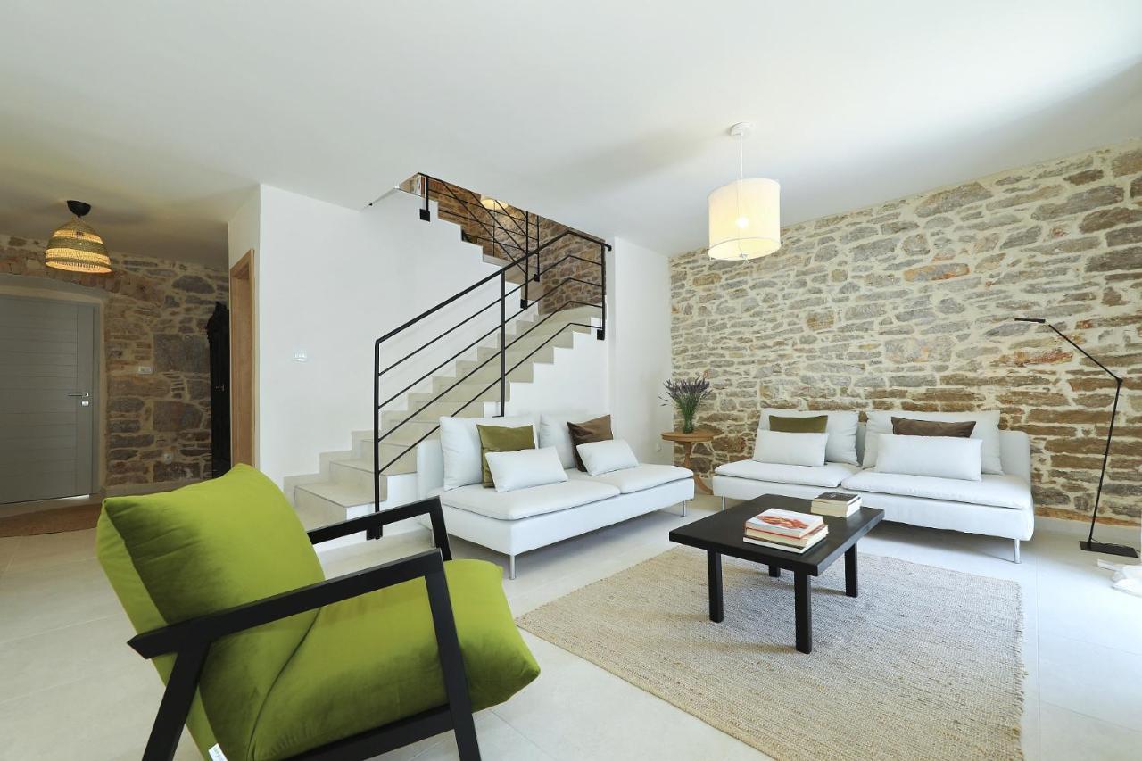 Villa Mira With A Heated Pool And A Sea View Božava Zewnętrze zdjęcie